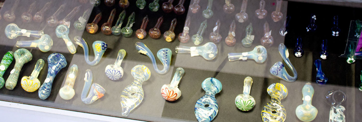 Puff N Stuff Smoke Shop - Store Photos