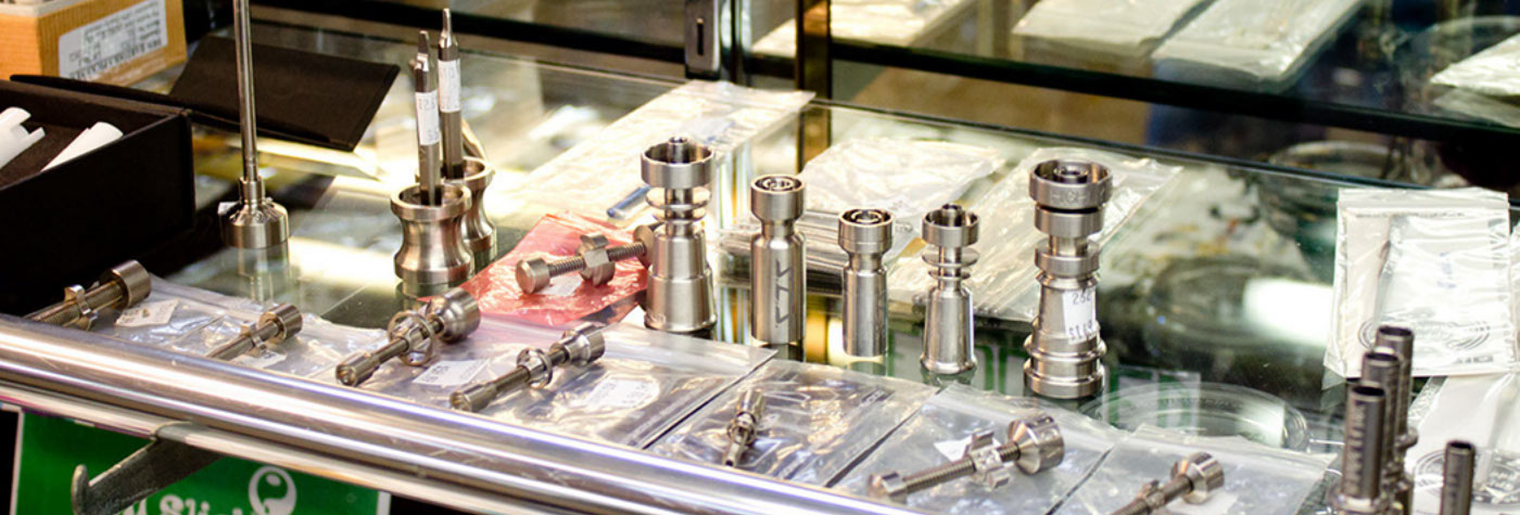 Puff N Stuff Smoke Shop - Store Photos